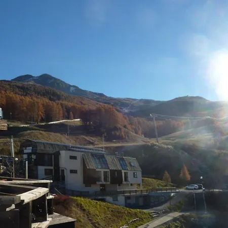 Apartamento Cosy 4 Personnes Au Pied Des Pistes Avec Terrasse - Fr-1-322-177 *